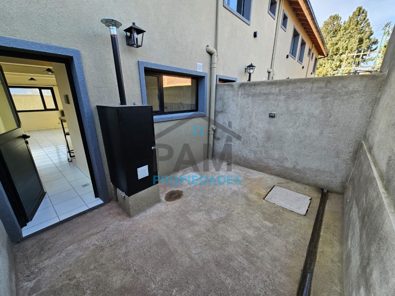 ALQUILER DE DUPLEX A ESTRENAR DE TRES AMBIENTES