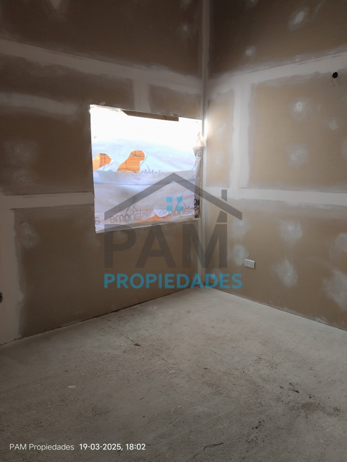 VENTA DE DOS PH A ESTRENAR DE 4 AMBIENTES